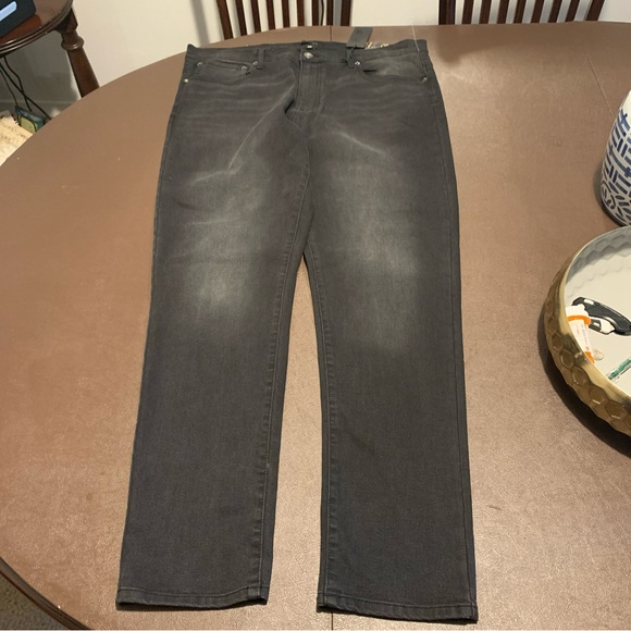 Ed Hardy Jeans Mens Sz 38x30 Black Embroidered Skull Denim Skinny - Picture 3 of 9